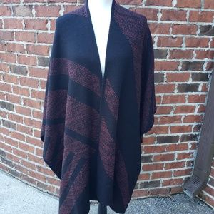 NWT Lisa Rinna Collection Wrap/Cape.  No blemishes or tears.